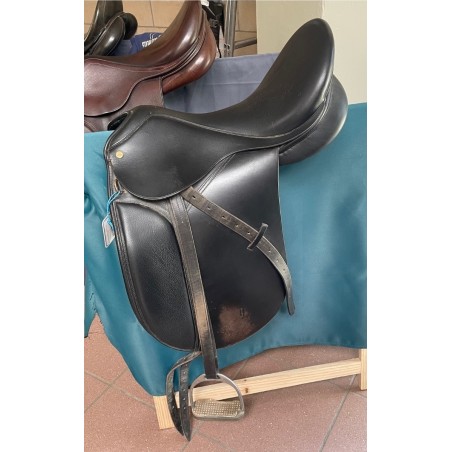 Selle dressage BALES + Etriers - Taille 17.5 - Noire